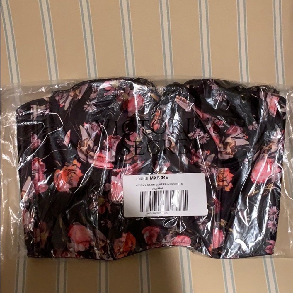 VICTORIA’S SECRET VERY SEXY BLACK FLORAL BUSTIER - Picture 5 of 7